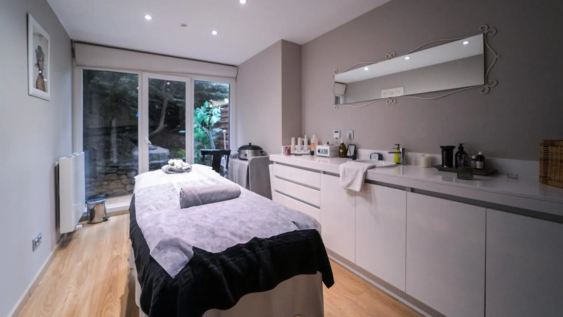 Aparthotel Anyospark Mountain & Wellness Resort La Massana 4*,  Andorra